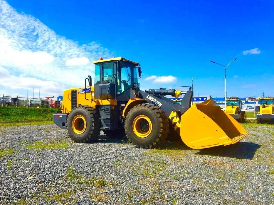 Фронтальный погрузчик XCMG LW500FN